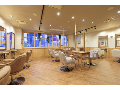Source-hair atelier- 京橋店