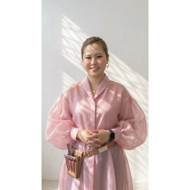 村上　ミユ