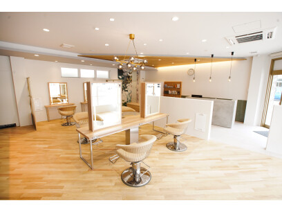 LARANJE（ラランジェ）緑井店