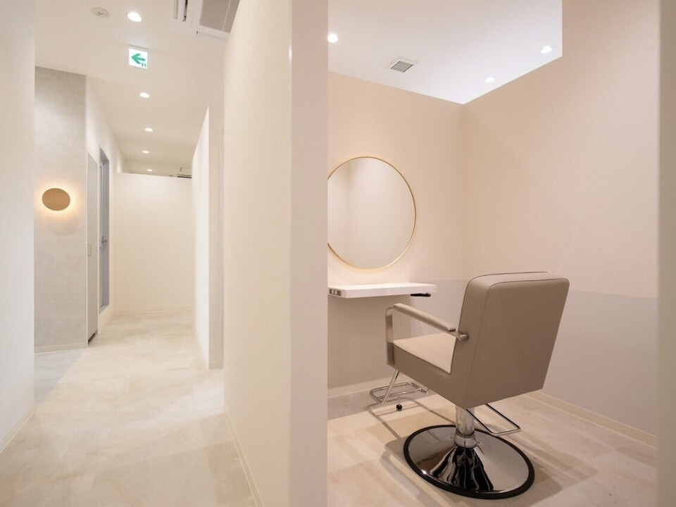 SYNRA GROUP株式会社