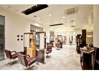 株式会社キャビン商事