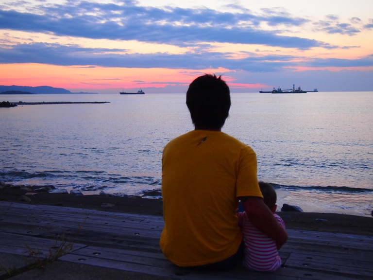 [写真]休日に良く家族で出かけるという館山の北条海岸。自宅近くの海岸以外にも、おすすめの海岸が数多くあるのだとか。
