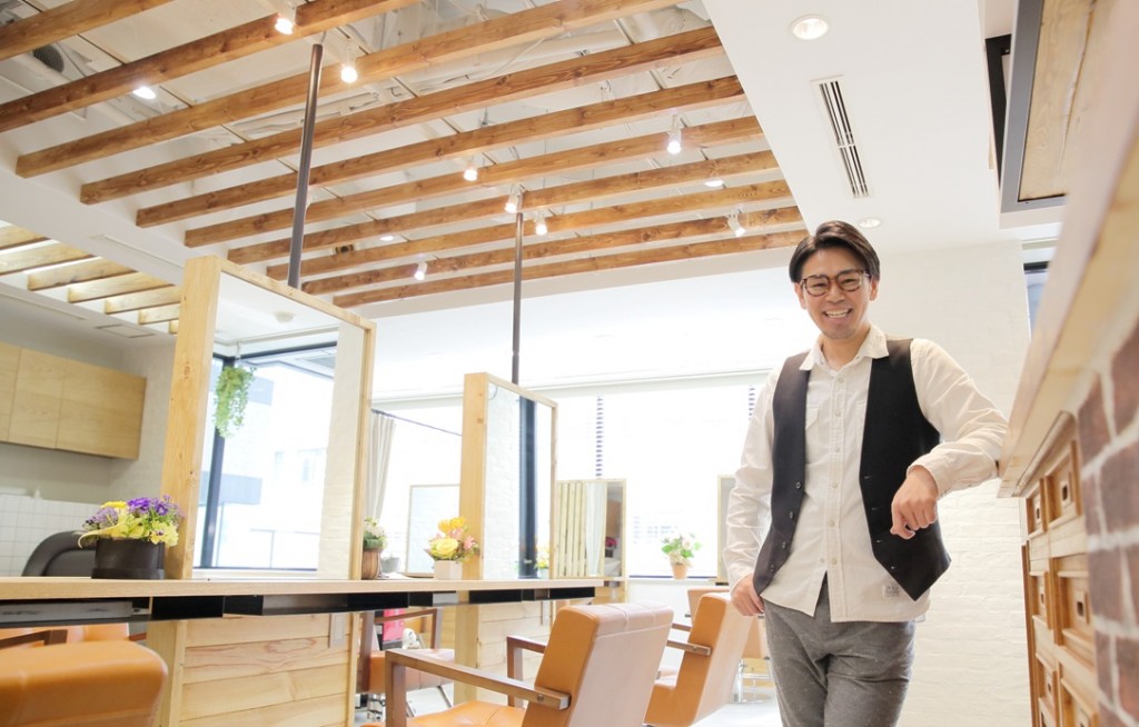 元ritzから独立したカリスマ美容師大更章文さんがgratiiのオーナーになるまで 前編 リクエストqjナビ 特集 キャリアアップ