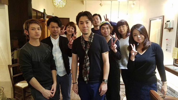 美容界の 働き方改革推進者 が 迷える35歳男性美容師におくる処方箋 リクエストqjナビ 特集 キャリアアップ 美容界の 働き方改革推進者 が 迷える35歳男性美容師におくる処方箋 リクエストqjナビ 特集 キャリアアップ