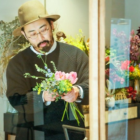 東京のフラワーシーンを変えたfarverのオーナーは 元美容師 リクエストqjナビ 特集 キャリアアップ