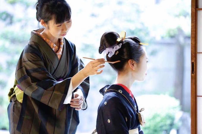 全国でも珍しい存在 日本髪にちょんまげも 地毛とかつらを手がける結髪師 髪結い処 澤田 澤田聖子さん リクエストqjナビ 特集 キャリアアップ Page 4