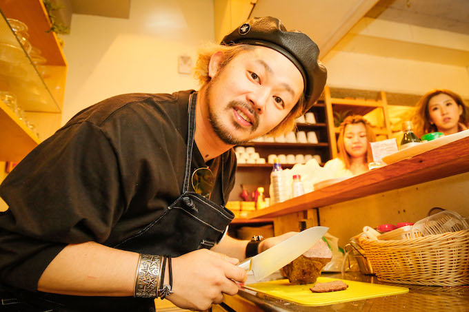 伝説のカリスマ 宮村さんがalbumを気にしているワケ Nobu S Kitchen Vol 4ゲストafloat 宮村浩気さん 前編 リクエストqjナビ 特集 キャリアアップ
