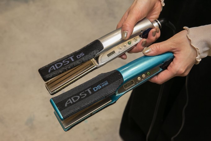 女性美容師お墨付きのヘアアイロンを徹底検証 プロが毎日使うお気に入りを語り尽くす 勝手にプレゼン大会 ビューロン クレイツ Adst リクエストqjナビ 特集 キャリアアップ Page 3